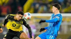 [中超]卡扎大四喜马德鲁加双响 泰山6-0大胜国安