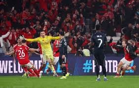 西甲-伊斯科传射 皇马1-2遭逆转 跌至第3足总杯-德布劳内传射哈兰德助攻 曼城3-1普利茅斯晋级意甲-迪马尔科破门 国米1-1遭那不勒斯绝平仍1分领跑